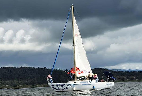 Recorrido para Pareja en Velero embalse Tominé en Guatavita