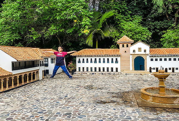 Noche Romántica en Villa de Leyva + Termales +  Desayuno