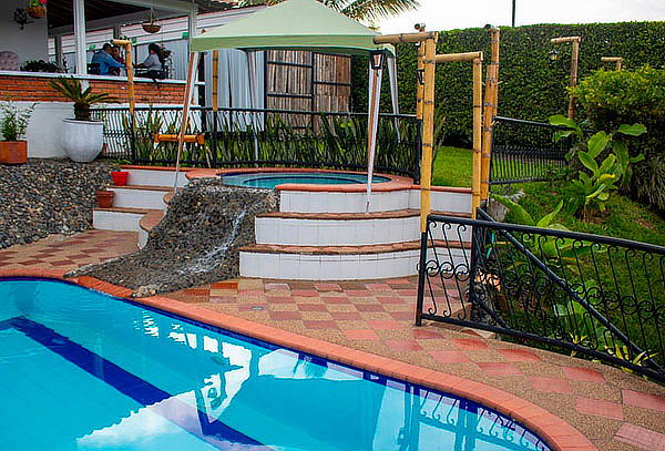 Pasadía con Spa en Pareja en Pereira con Masaje Relajante