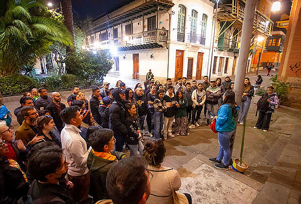 Recorrido Tour Fantasmas La Candelaria con Parche x Bogotá