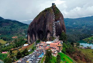 Tour Guatapé y Piedra del Peñol Salidas desde Medellín 