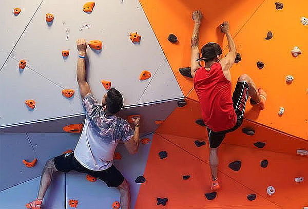 60 Minutos de Salto en Sky Zone - Plaza Claro