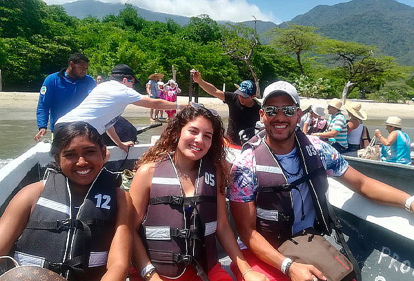 Tour Tayrona, 7 Olas, Neguanje y Playa Cristal