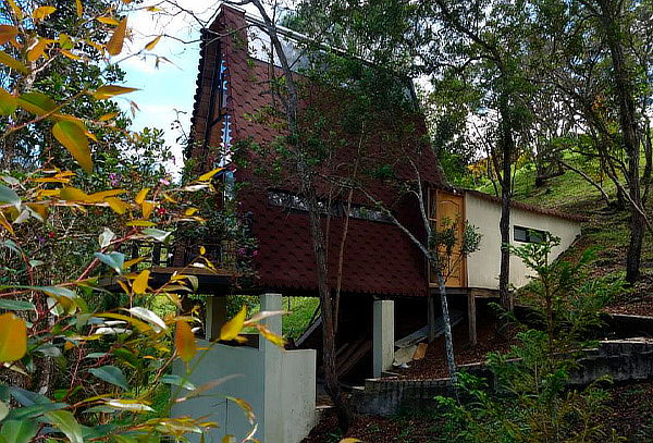 Chalet de Lujo en el Oriente Antioqueño: Jacuzzi + Piscina 