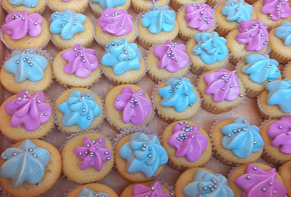 100 Mini Cupcakes Decorados a Domicilio 