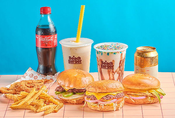 Combo Friends: 4 Hamburguesas + Bebidas + Acompañamientos  