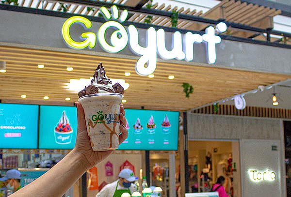 Disfruta De 2 Go Parfait con Elección De 5 Topping C/U.