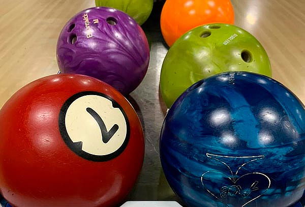 1 Hora ó 1 Hora y Media de Bolos Hasta para 6 Personas