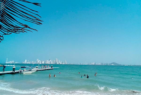 Pasadía en Tierra Bomba Cartagena: Almuerzo + Traslados