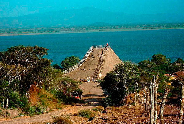 Cartagena: Tour al Volcán del Totumo + Trasporte + Almuerzo