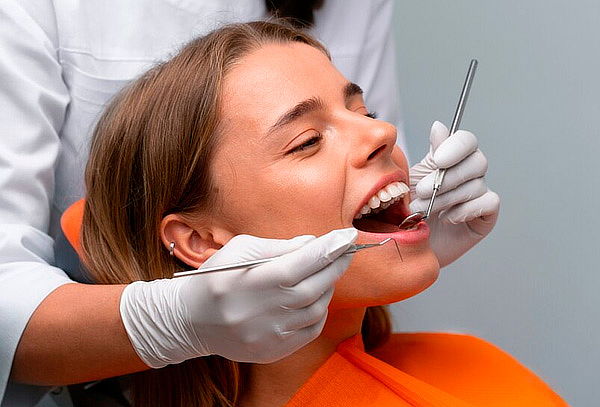 Limpieza Dental Profesional Completa en Cofradía