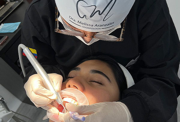 Limpieza Dental Profesional Completa en Cofradía