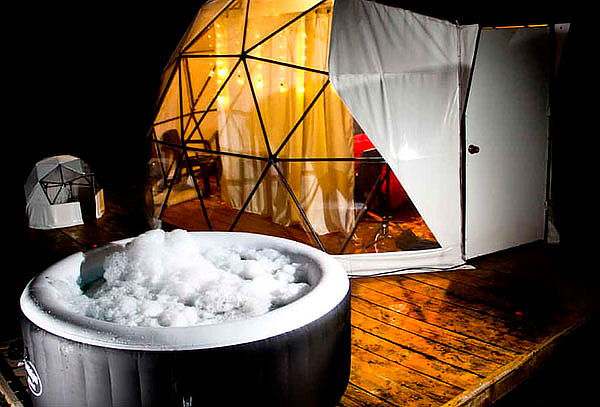 Noche de Glamping para 2 + Desayuno + Jacuzzi Opción Cena