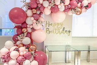 Decoración con Arco de Globos + Cielo en Globos y más