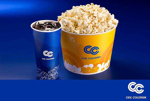 Cine Colombia - Combo de Crispeta (100 g) + Gaseosa (640 ml)