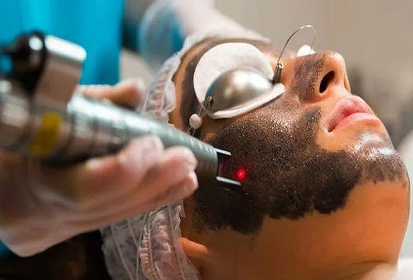 2 o 4 sesiones de tratamiento Hollywood peeling  y más...