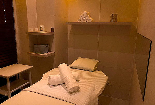 Spa Corporal y Facial + Turco + Fresas con Chocolate + Vino 