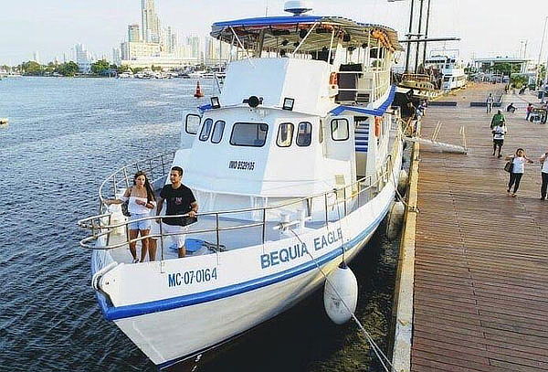 Tour Mixto Cartagena Mágica Terrestre + Barco por la Bahía 