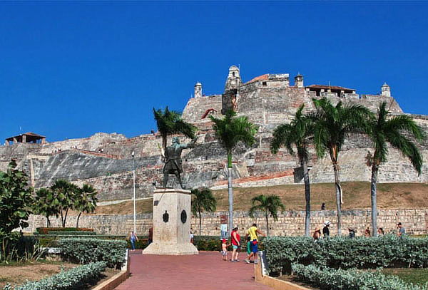 Tour Mixto Cartagena Mágica Terrestre + Barco por la Bahía 