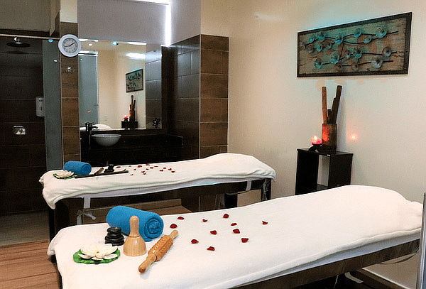 Spa para 2 Amigas con Jacuzzi, Turco, Sauna en Laverdieri