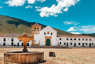 Tour Villa de Leyva + Ráquira + Chiquinquirá + Mano Artesano