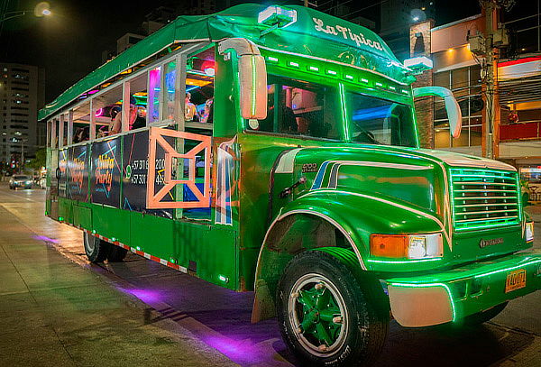 Recorrido en Chiva Rumbera Tradicional en Cartagena 