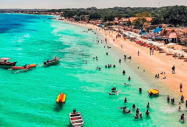 Tour a Playa Blanca + Recorrido Panorámico Islas del Rosario