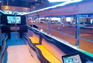Rumba en Bus Limochiva en Centro Histórico de Cartagena