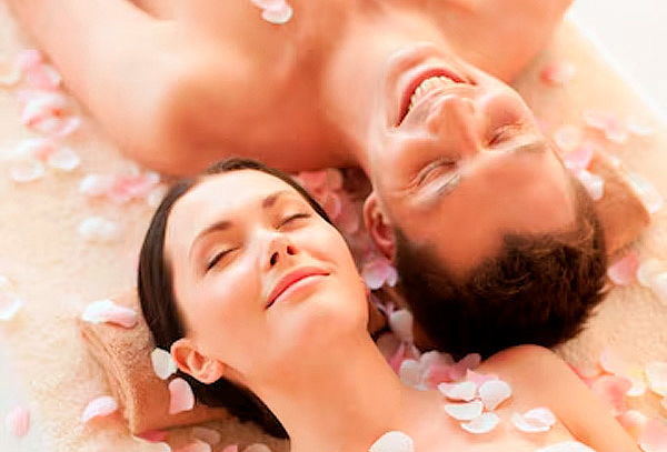 Spa en Pareja con Masaje Relajante + Jacuzzi + Decoración
