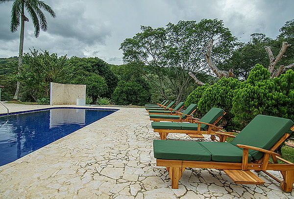 San Jerónimo Alojamiento para 2 + Desayuno + Piscina 