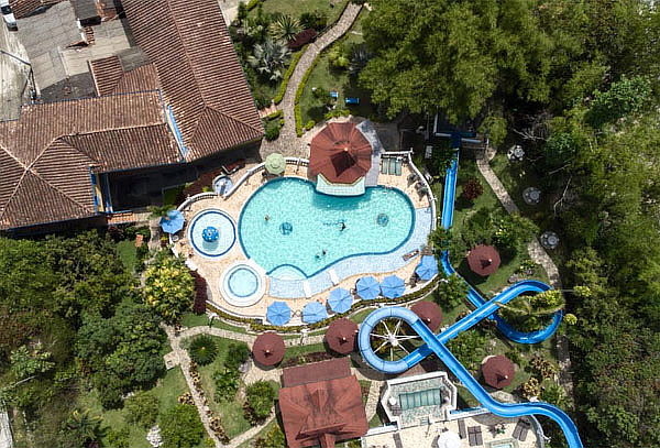 Cocorná Hotel Aguatur: Día de Sol + Almuerzo 