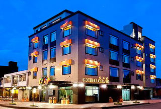 Para DOS Noche Romántica en Hotel el Campín