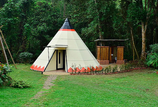 Noche para 4 Personas Alojamiento Tipi + Desayuno - La Mesa 