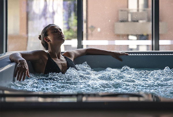 Spa Relax con Jacuzzi para 1, 2 ,3, 4 Personas en Galerias