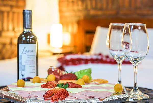 Para Dos: Noche Romántica en Hotel Muisca La Candelaria