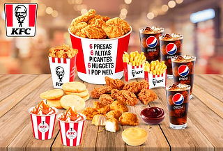 KFC Combo Mega Variedad XL + Sundaes