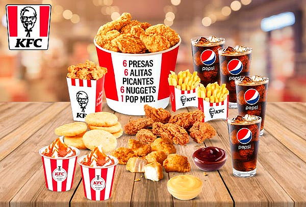 KFC Combo Mega Variedad XL + Sundaes