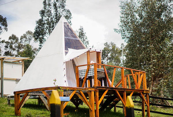 Para Dos, Glamping Vista a Embalse + Desayuno en Guatavita.