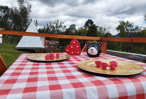 Para Dos, Glamping Vista a Embalse + Desayuno en Guatavita.
