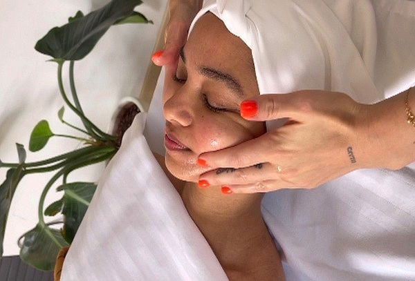 Lifting y Rejuvenecimiento Facial sin Cirugía 