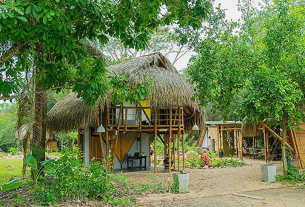 Noche en 5 Cabañas para 10 Personas en Carmen de Apicala