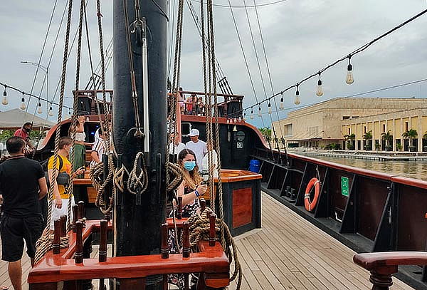Cartagena, Recorrido por la Bahia en Barco Pirata