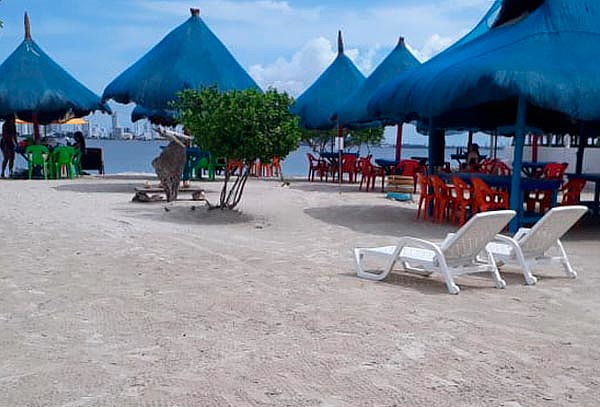 Pasadía en Isla de Tierra Bomba, Punta Arena