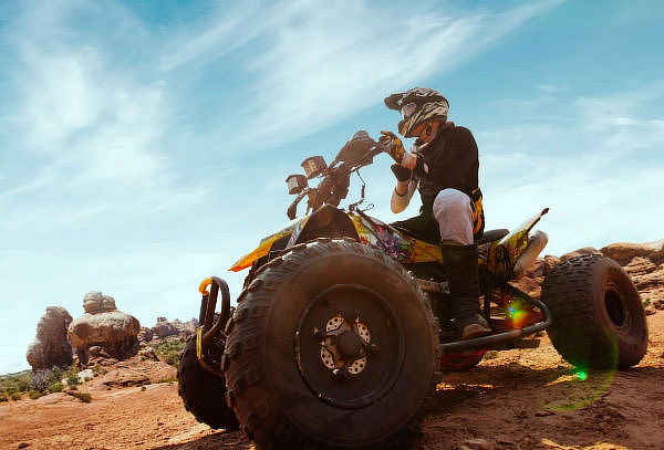 Actividad extrema en buggy en Villa de Leyva