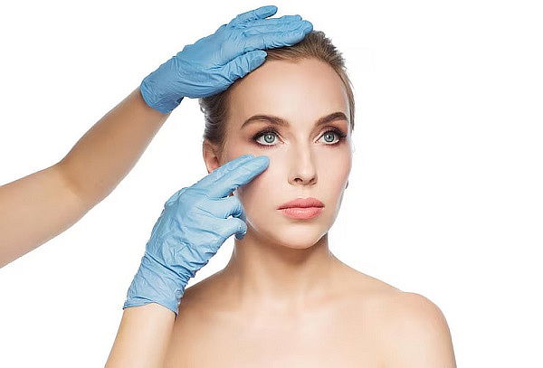 Blefaroplastia no quirúrgica con Fibroblast
