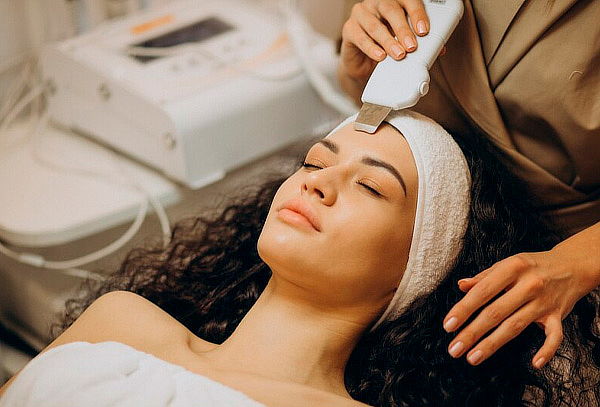Limpieza Facial con Bioestimulación en Chapinero