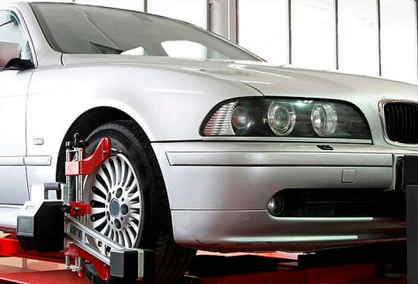 Alineación + 4 Balanceos + Revisión de Motor