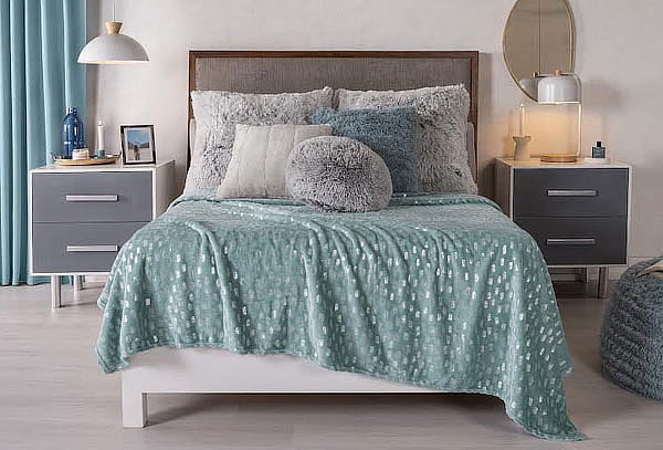 Cobija Ligera para Cama Sencilla, Doble Queen o King