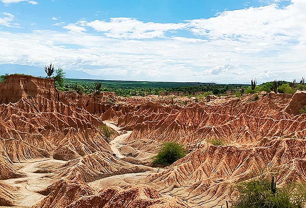 3 Días /2 Noches Desierto De La Tatacoa + Desierto Rojizo
