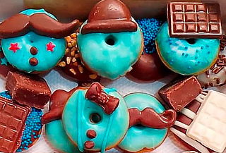 Caja Tentación para Papá con 12 Mini Donas Decoradas 